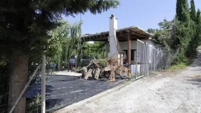 Rustic house on Calle Dsextrarradio Polig 5 Parcela 100 S-N photo 15