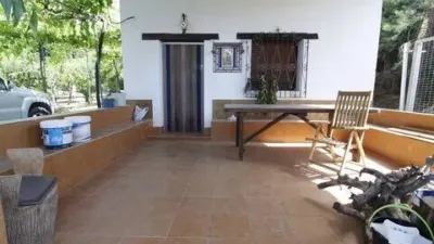 Rustic house on Calle Dsextrarradio Polig 5 Parcela 100 S-N photo 2