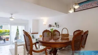 Townhouse in Plaça d'Europa-Covamar photo 33