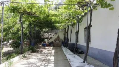 Rustic house on Calle Dsextrarradio Polig 5 Parcela 100 S-N photo 35
