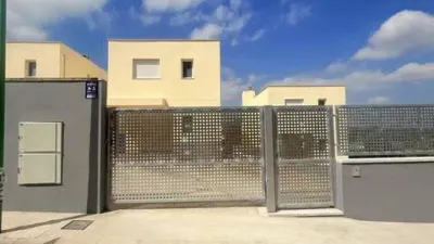 Chalet in Chiva photo 8
