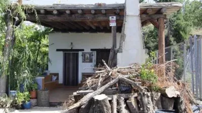 Rustic house on Calle Dsextrarradio Polig 5 Parcela 100 S-N photo 19