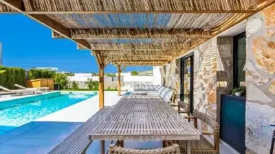 Chalet on Calle Poligono Sector Iii-Campo de Go, 20 R photo 6