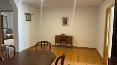 Chalet on Carrer de Irene Soriano photo 4