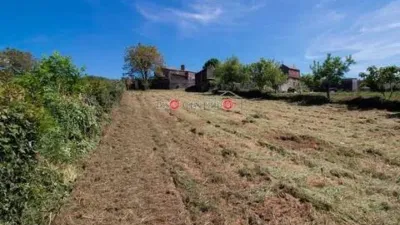 Casa rústica en venta en Carballo - Vista 2