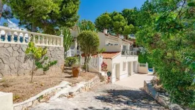 Chalet on Avenida de La Fustera S-N photo 5