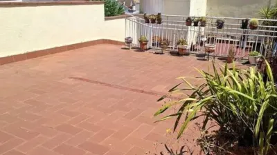 Terraced House in La Creu Alta photo 4