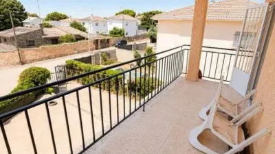 Chalet en calle del Nogal photo 3