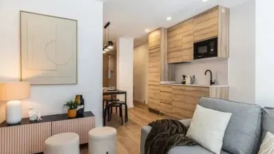 Apartment on Calle del General Oraa, No Number photo 2