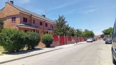 Terraced house in Torrejón de la Calzada photo 2