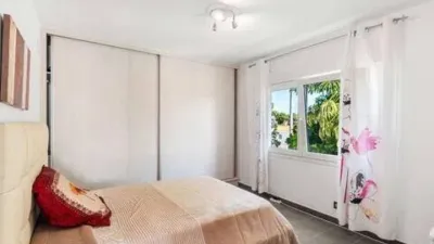 Chalet in La Fustera photo 11