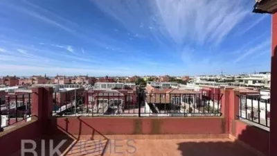 Chalet on Carrer Almendro photo 24