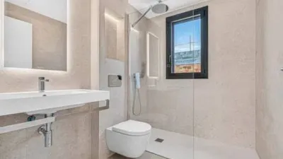 Chalet on Carrer de Lola Anglada photo 65