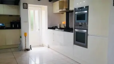 House - Más