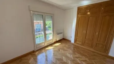 Semi-detached house in Griñón photo 45