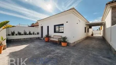Casa – Torrevieja, Urbanización El Chaparral - Vista 3