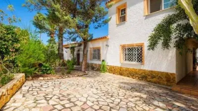 Chalet on Carrer de la Capitana photo 31