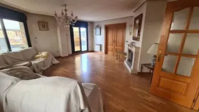 Ático en alquiler en Centro, Centro (Avilés) de 1.750 €<span>/mes</span>