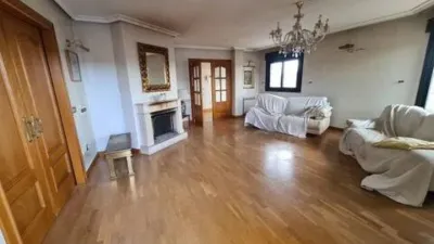 Ático en alquiler en Centro, Centro (Avilés) de 1.750 €<span>/mes</span>