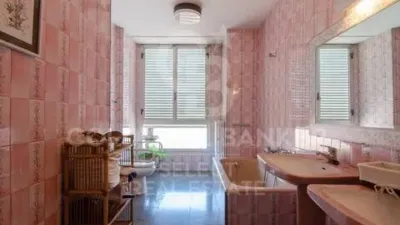 Apartment in Eixample-Sant Oleguer photo 37