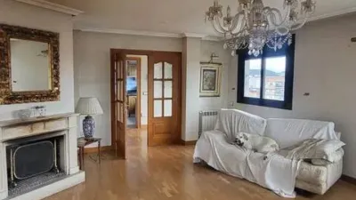 Ático en alquiler en Centro, Centro (Avilés) de 1.750 €<span>/mes</span>