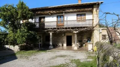 Chalet in Puente San Miguel photo 2
