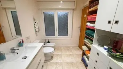 Apartment in Centre photo 18