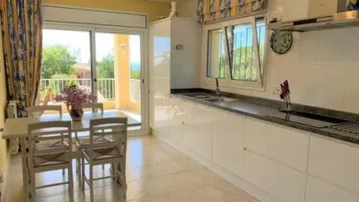 Chalet in Les Torroelles photo 18