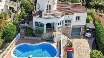 Chalet in Les Torroelles photo 34