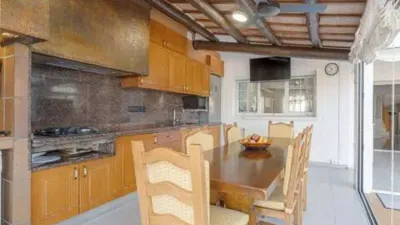 Chalet in Passatge Requesens photo 19