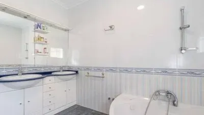 Chalet in Passatge Requesens photo 37