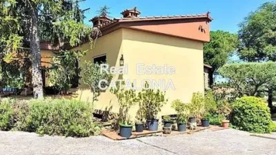 Chalet on Carrer de Malavella photo 11