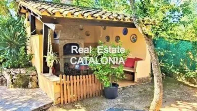 Chalet on Carrer de Malavella photo 13