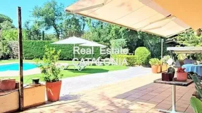 Chalet on Carrer de Malavella photo 6