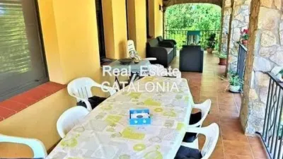 Chalet on Carrer de Malavella photo 27