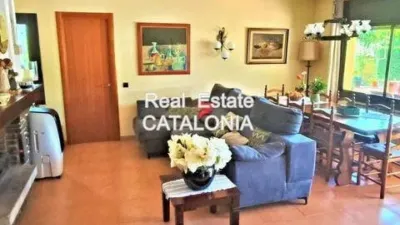 Chalet on Carrer de Malavella photo 22