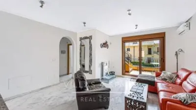Penthouse on Benferri Street photo 9