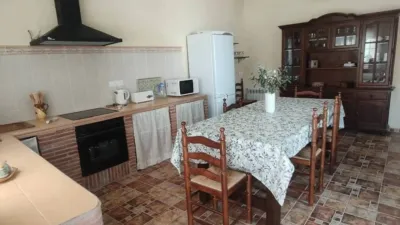 Chalet on Rambla Izquierda Street photo 5