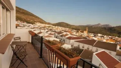 Terraced house on Calle de la Primavera photo 3