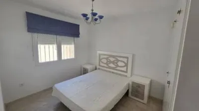 Pis – Orihuela, Urbanización Castillo de Don Juan, Villa Martín - Més