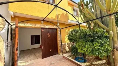 Terraced house on Calle del Ebro photo 3