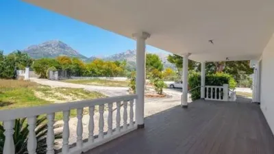 Chalet on Avinguda Coloma photo 13