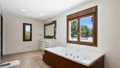 Chalet on Avinguda Coloma photo 25