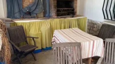Chalet on Calle Diseminado Ponencia No Number photo 5