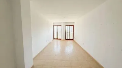 Piso en Juan de Borbón photo 3