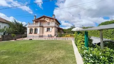 Chalet on Elexalde Street, 20 photo 36