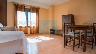 Apartment in Valls photo 2