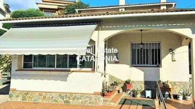 Chalet en Avinguda del Mas Romeu photo 4