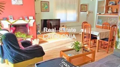 Chalet on Carrer dels Astres photo 3