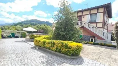Chalet on Elexalde Street, 20 photo 38